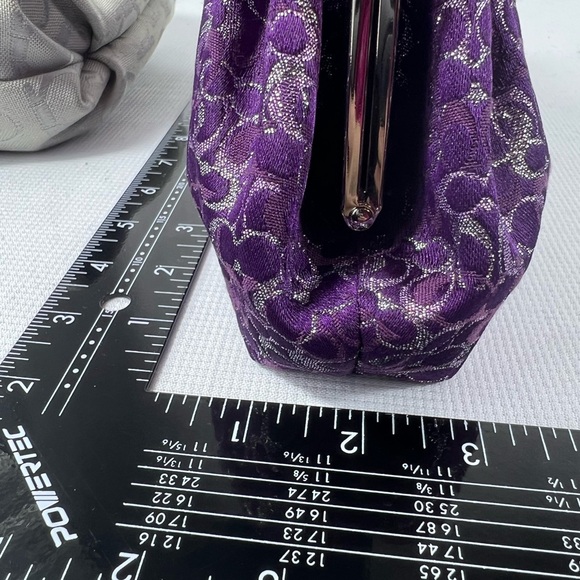 NWT Coach Kisslock Clutch / Wristlet with Matching Cardholder - Picture 16 of 16